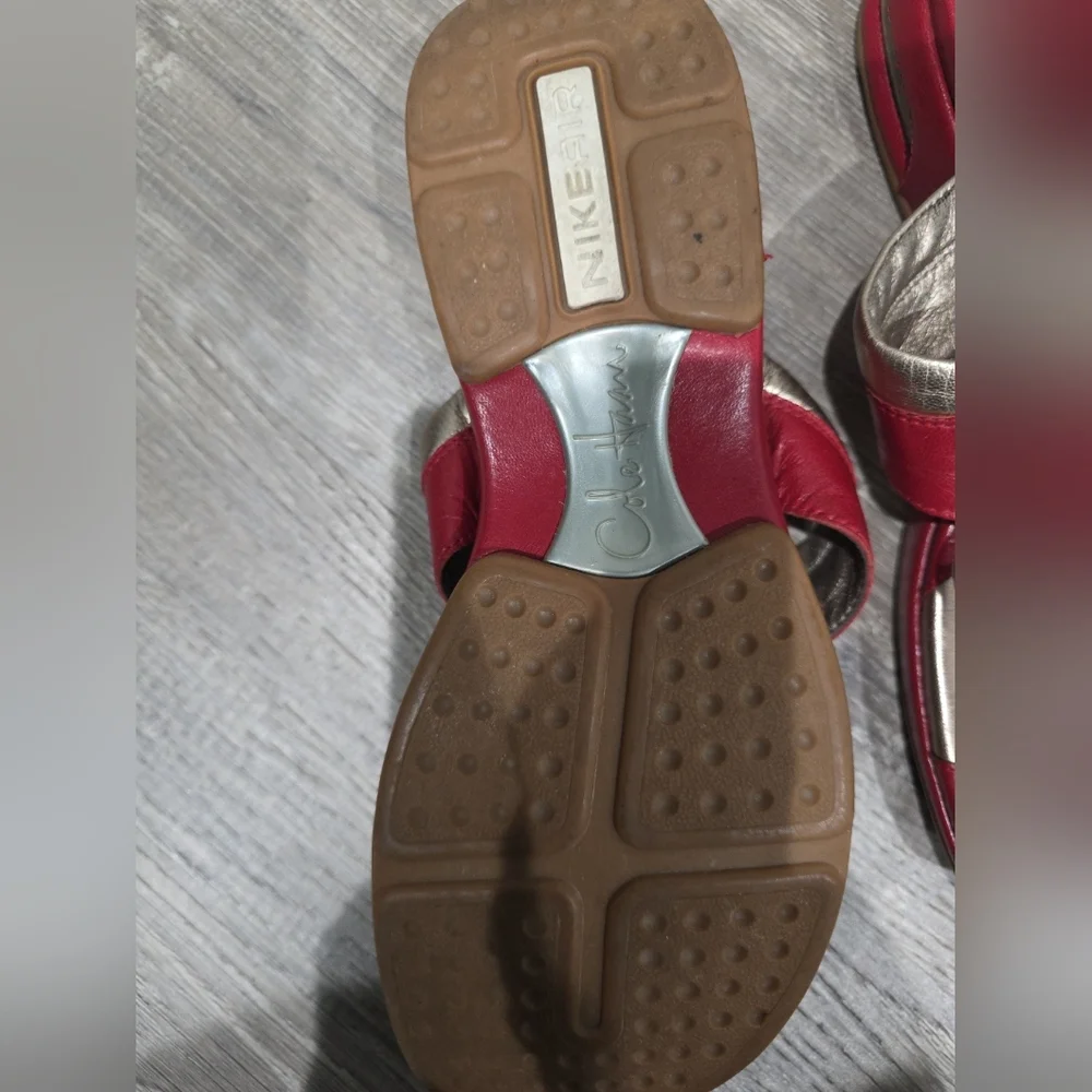 COLE HAAN x AIR G-Series WEDGE Sandals in RED PATENT LEATHER - Women’s Size 6.5